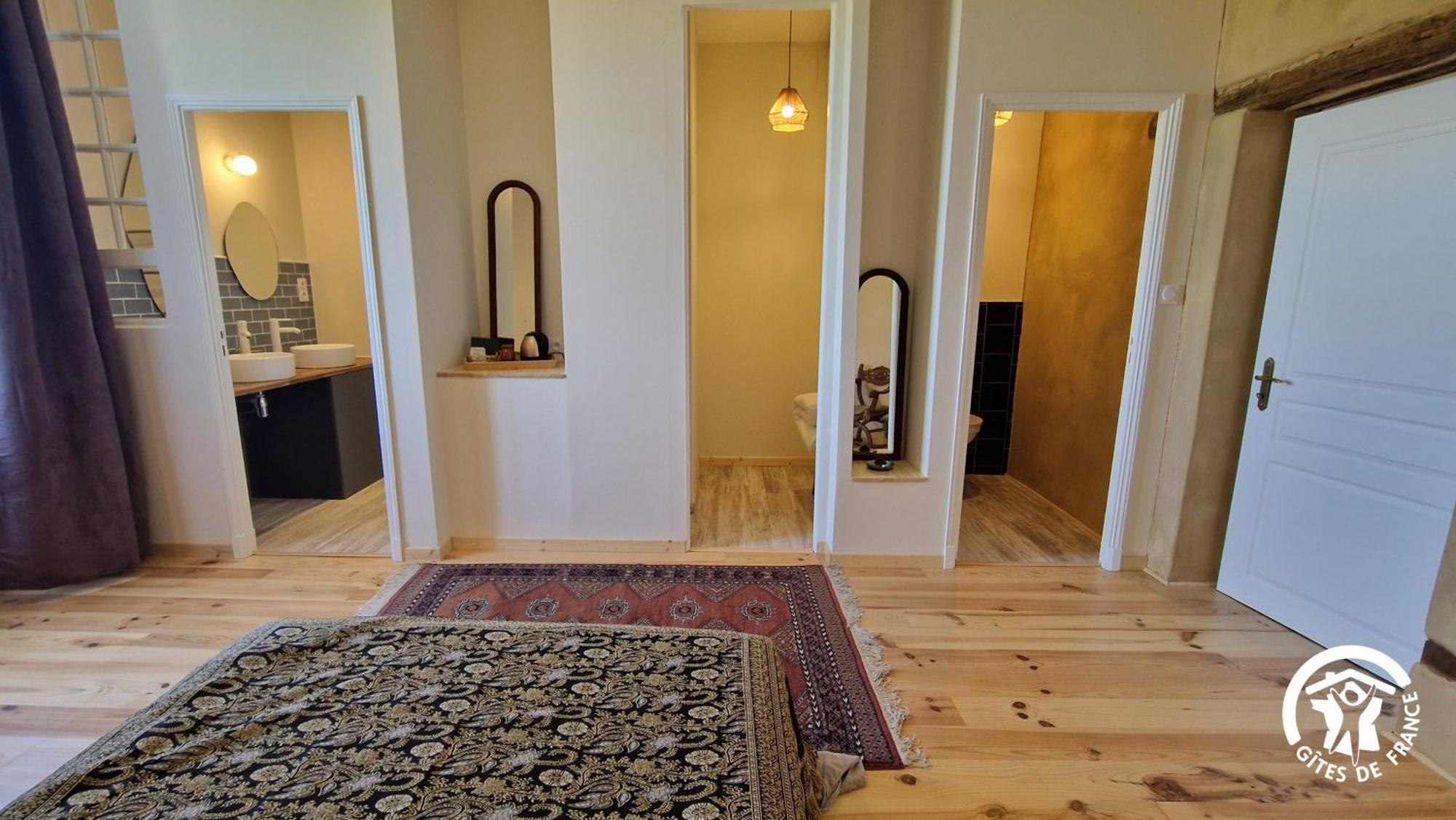 Aux Roses De Cedres Chambre Savane Salvagnac Dış mekan fotoğraf