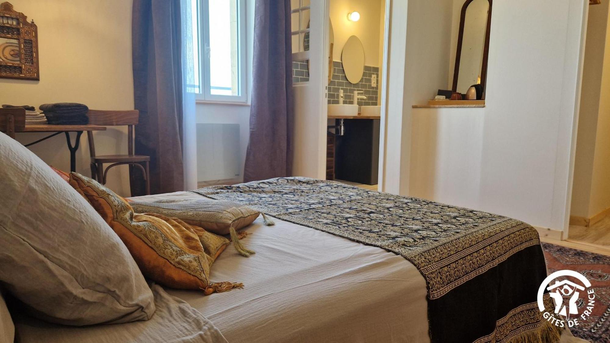 Aux Roses De Cedres Chambre Savane Salvagnac Dış mekan fotoğraf